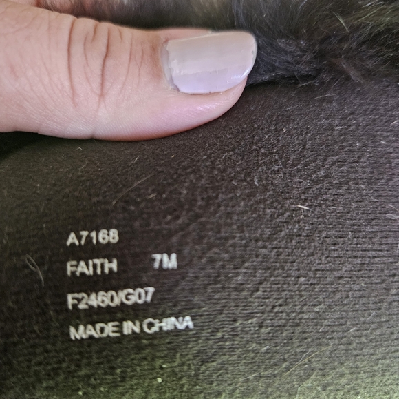 COACH brown swayed fur winter boots - Picture 8 of 11